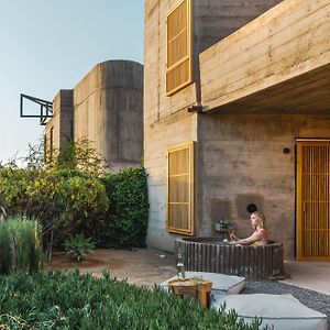 Garden Suite Soak Tub 1 King